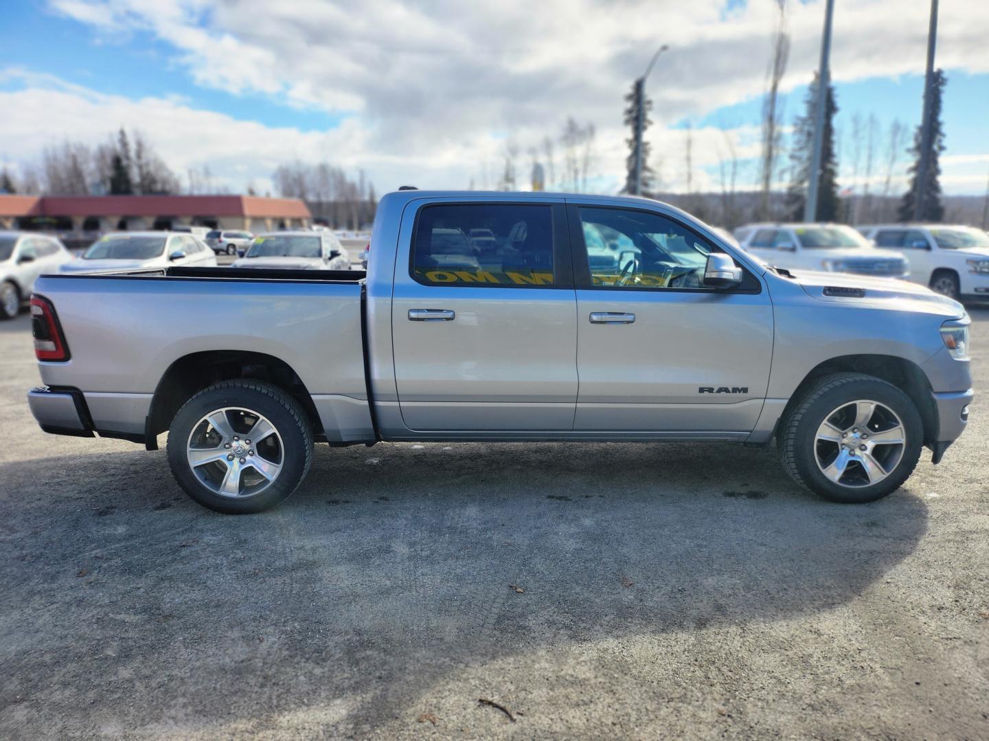 2020 SILVER /Black RAM 1500 REBEL (1C6SRFLT9LN) with an 5.7L engine, Automatic transmission, located at 1960 Industrial Drive, Wasilla, 99654, (907) 274-2277, 61.573475, -149.400146 - Photo#6